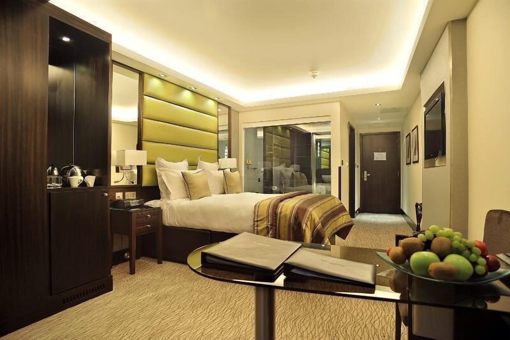 Montcalm Mayfair, Autograph Collection Londyn Zewnętrze zdjęcie A room at the hotel