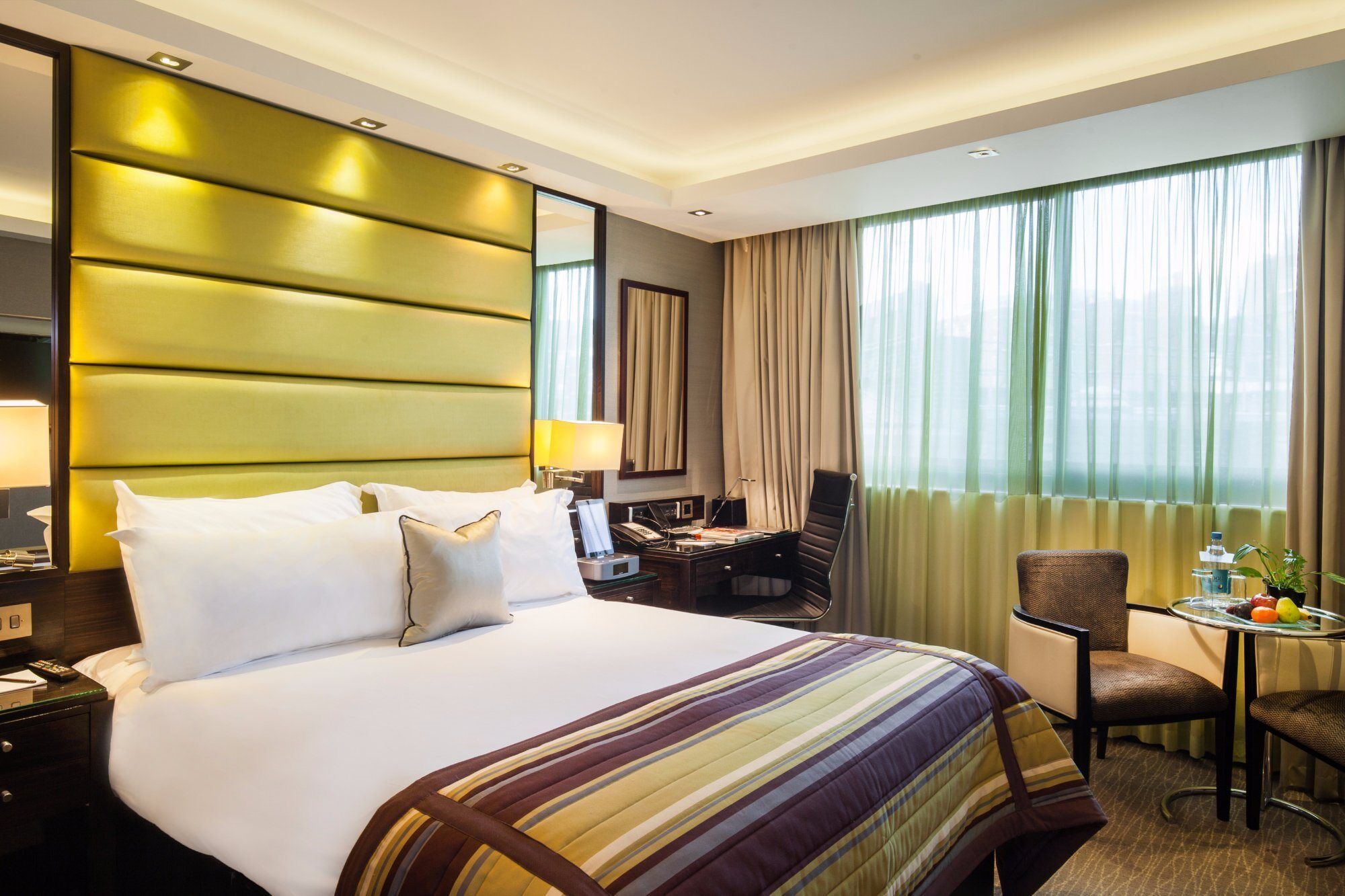 Montcalm Mayfair, Autograph Collection Londyn Zewnętrze zdjęcie A room at the hotel